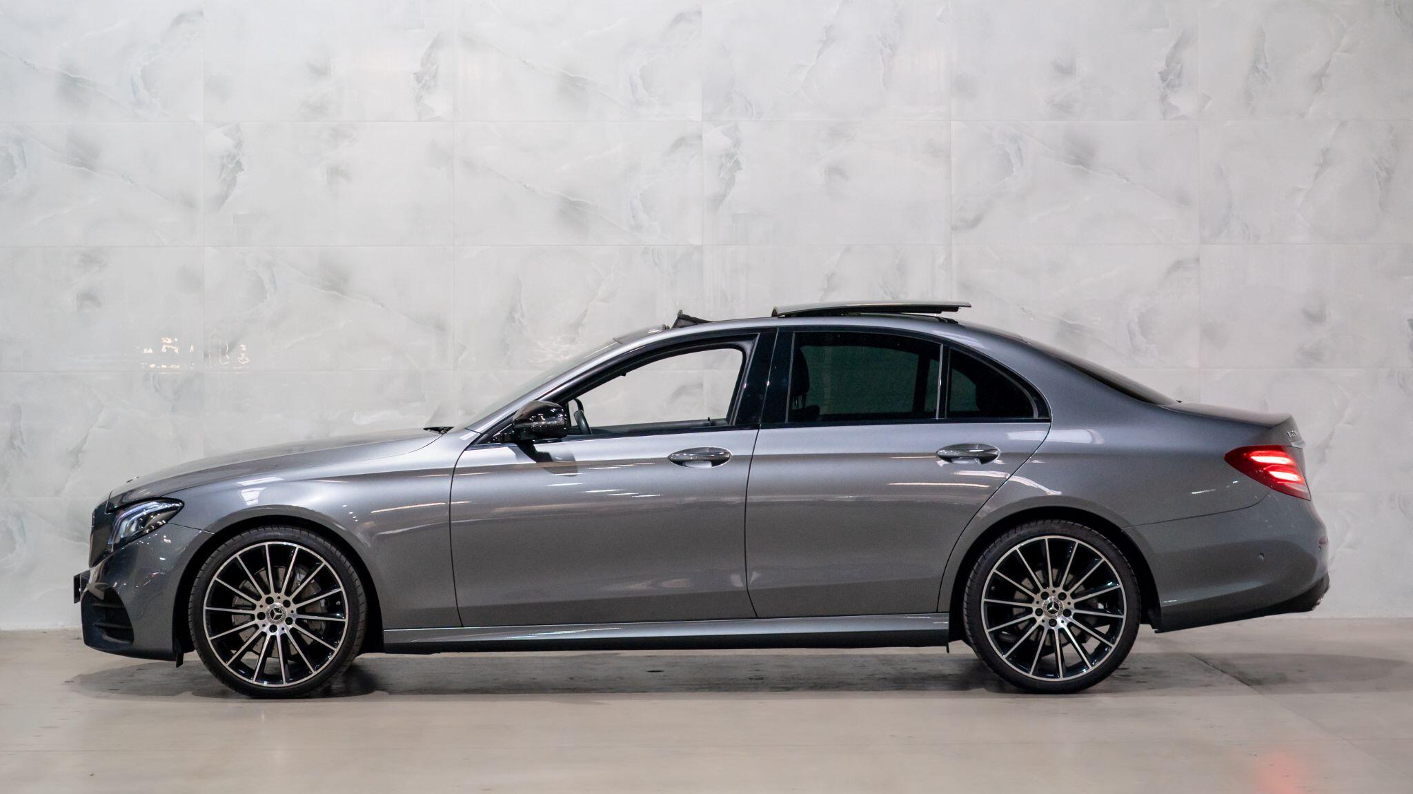 Mercedes-Benz E-Class view 9