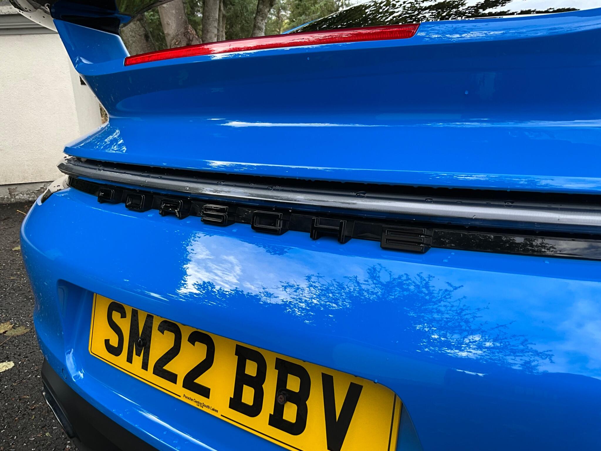 Porsche 911 view 30