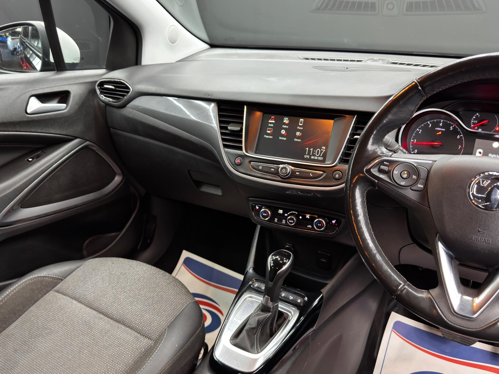 Vauxhall Crossland view 23
