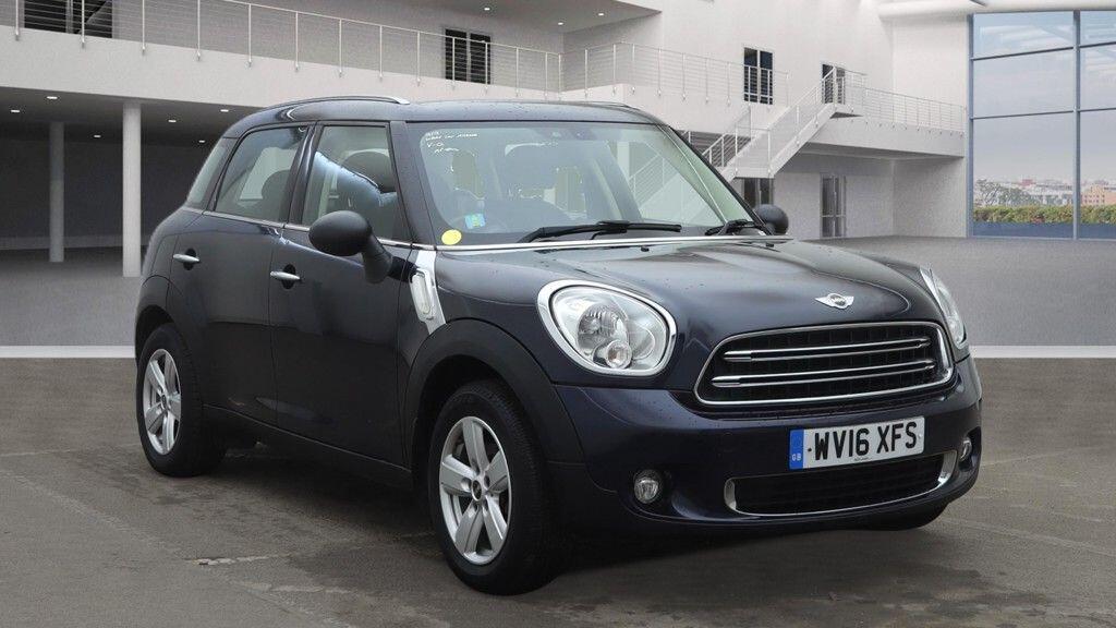 2016 MINI Countryman image 1