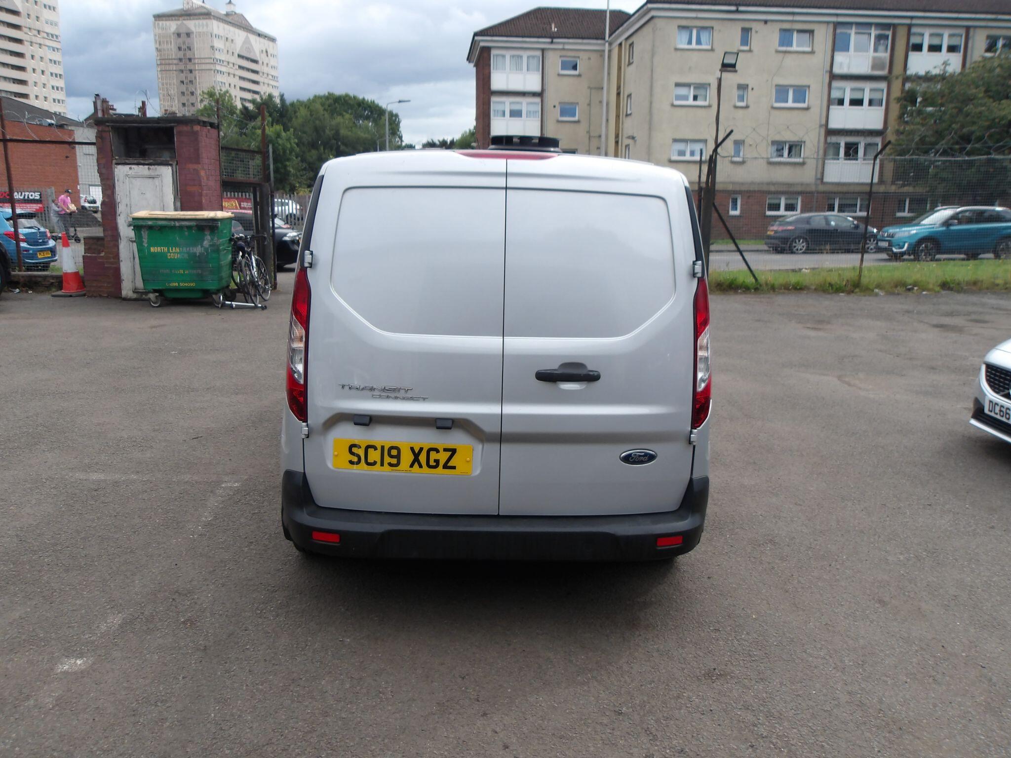 Ford Transit Connect view 6