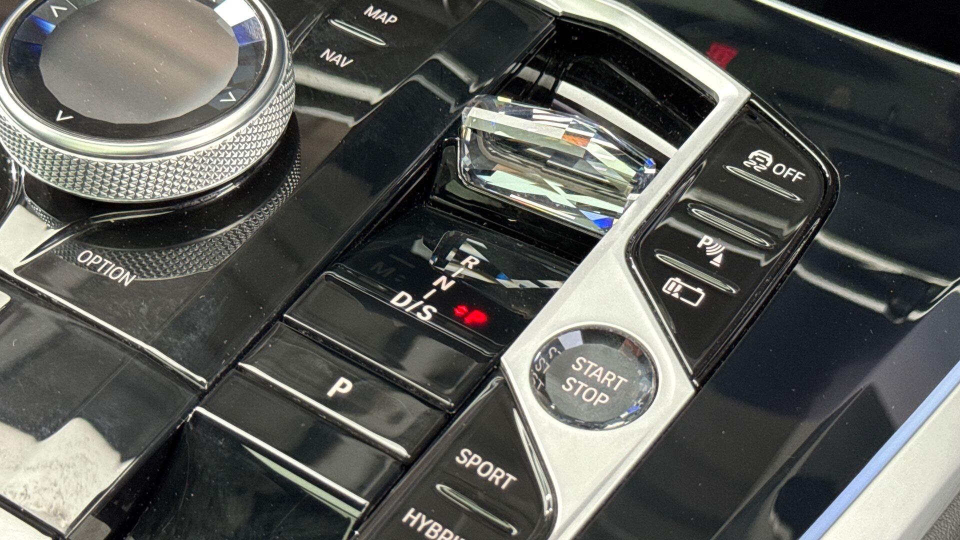 BMW X5 view 10