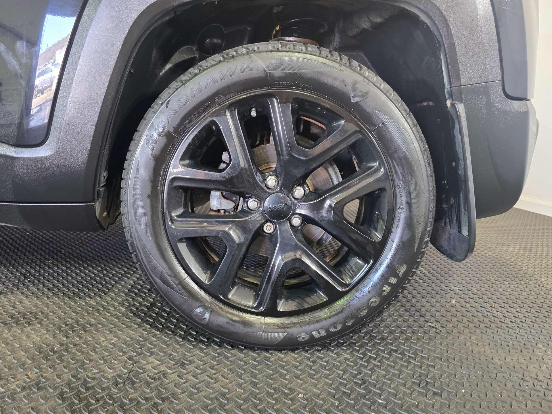 Jeep Renegade view 51