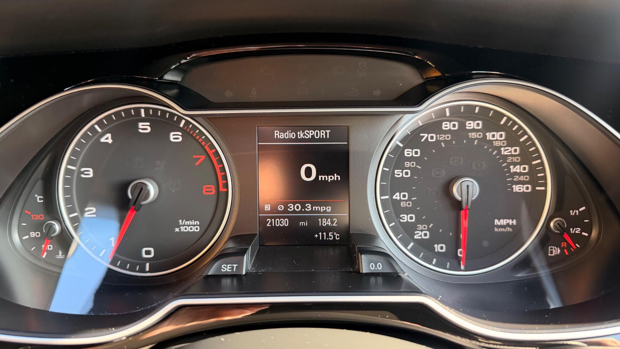 Audi A4 view 50