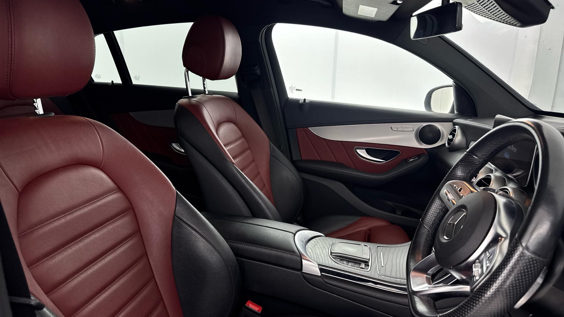 Mercedes-Benz GLC view 16