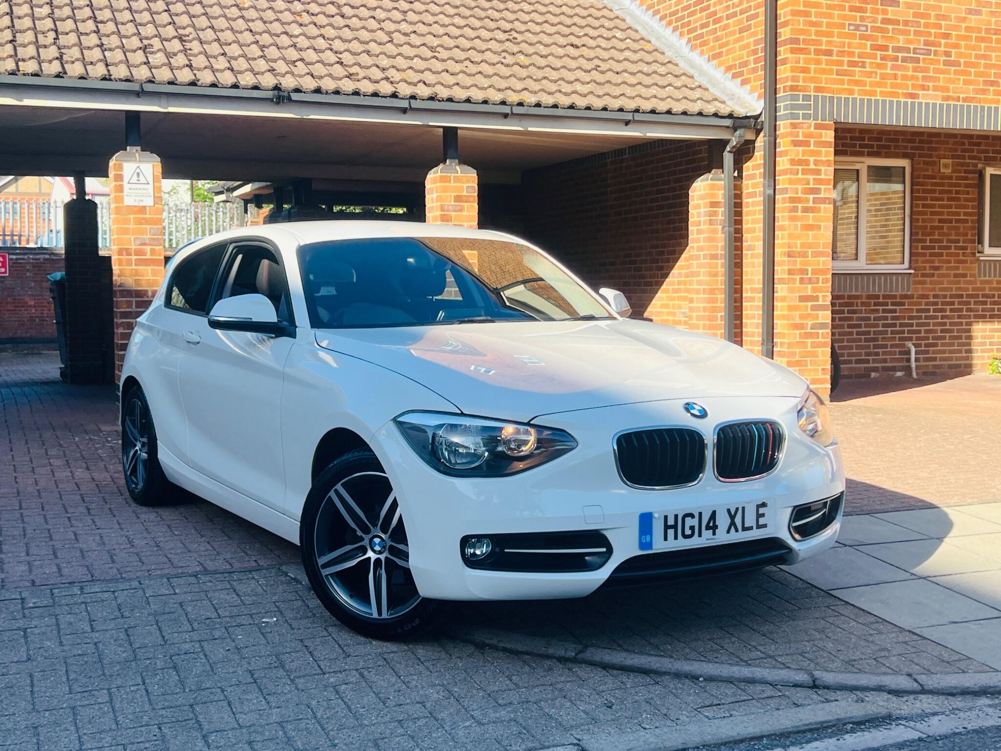 BMW 1 Series view 6