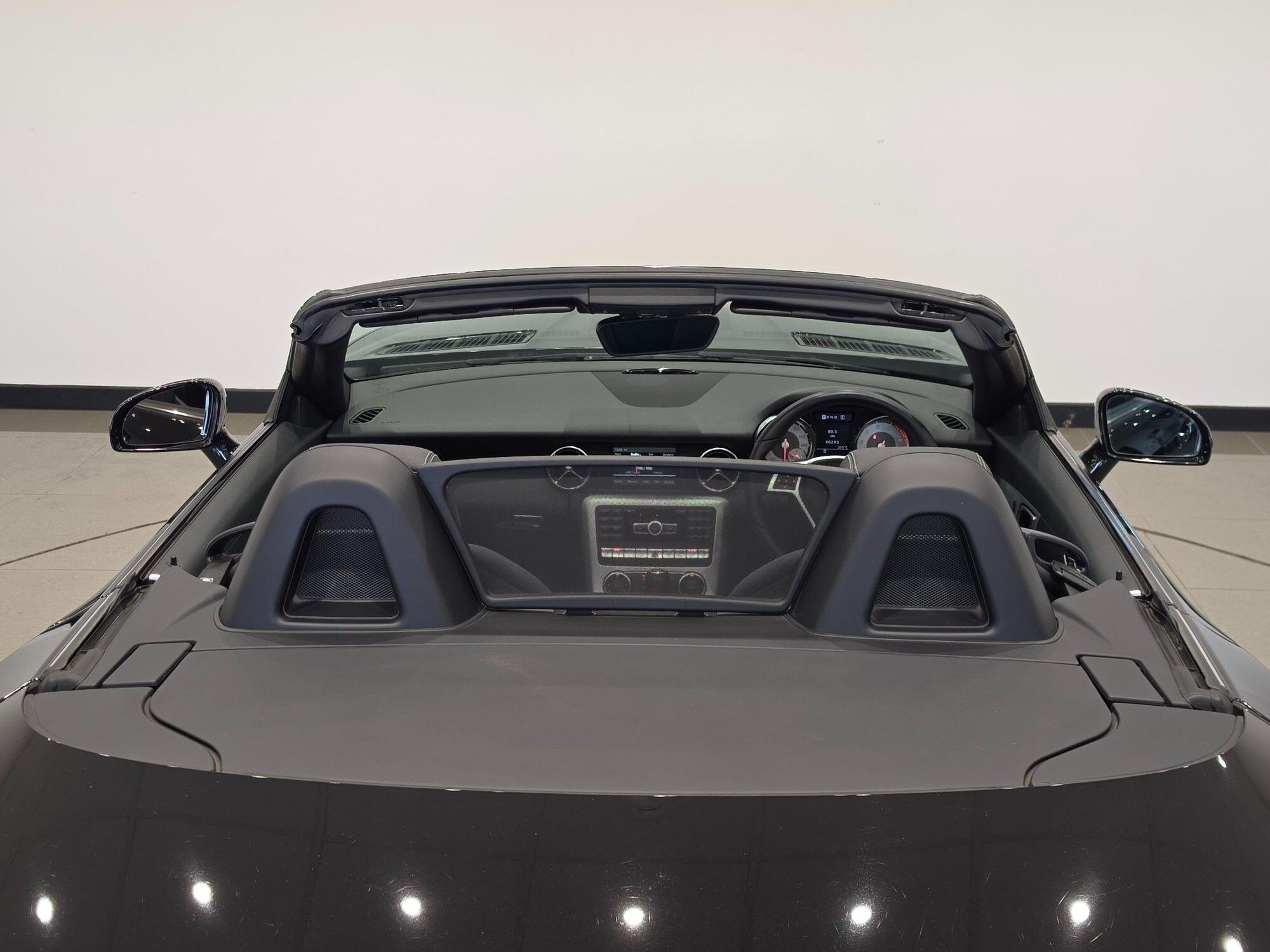 Mercedes-Benz SLK view 42