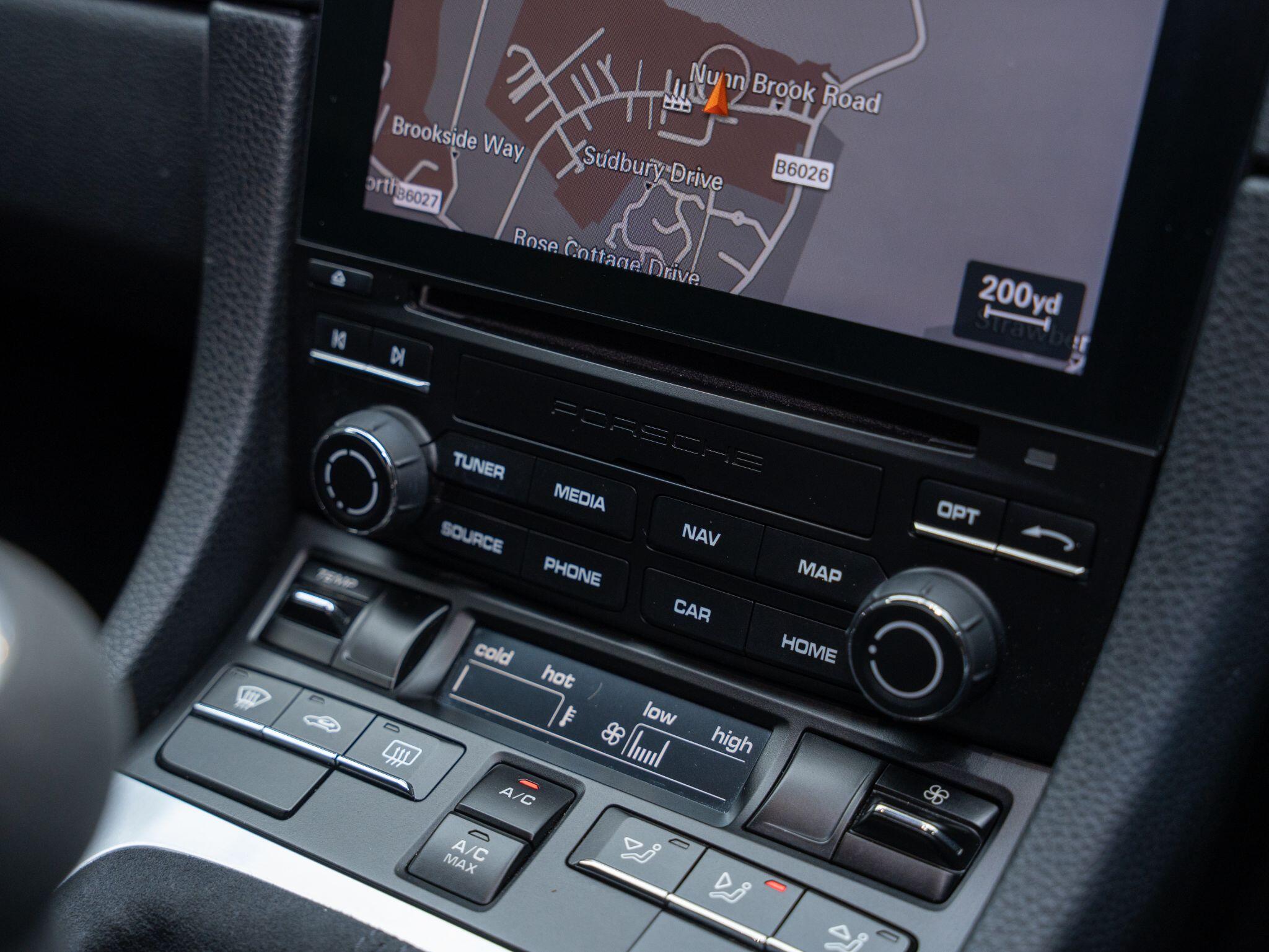 Porsche Cayman view 18
