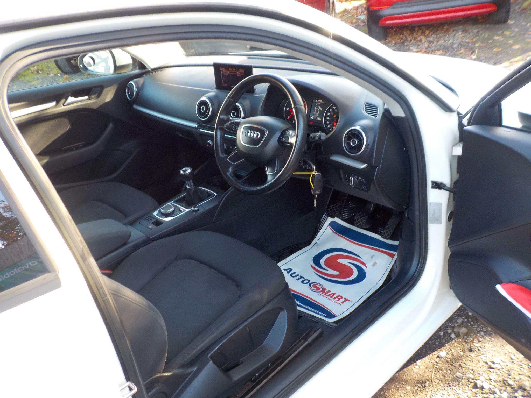 Audi A3 1.6 TDI SE Euro 5 (s/s) 3dr