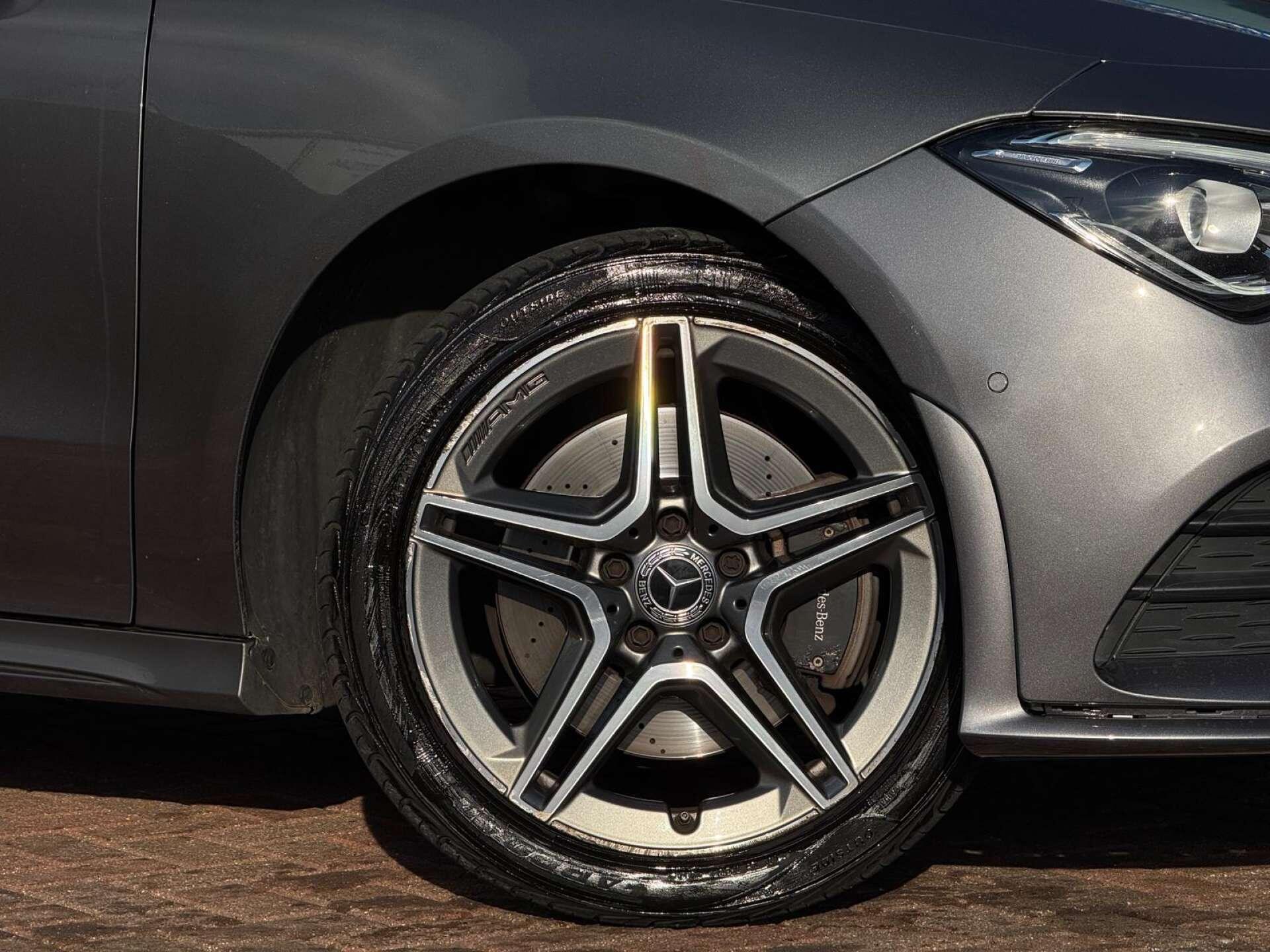 Mercedes-Benz Cla view 21