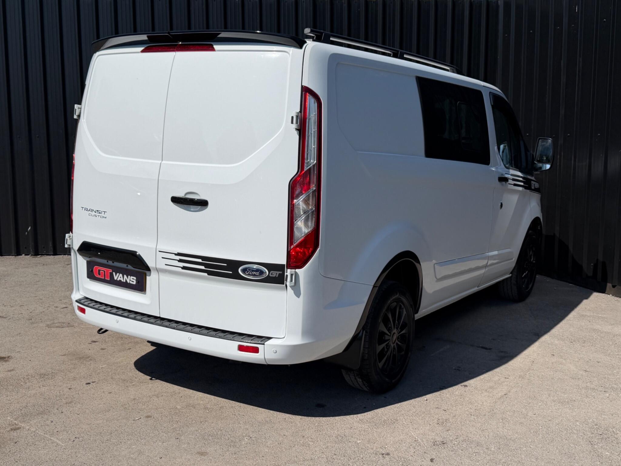 Ford Transit Custom view 16