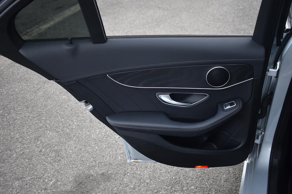 Mercedes-Benz C Class view 49