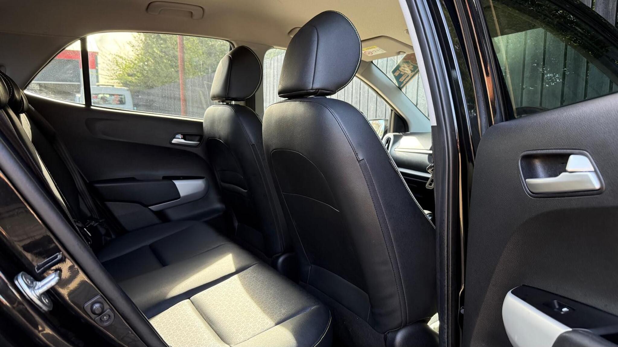 Kia Picanto view 26