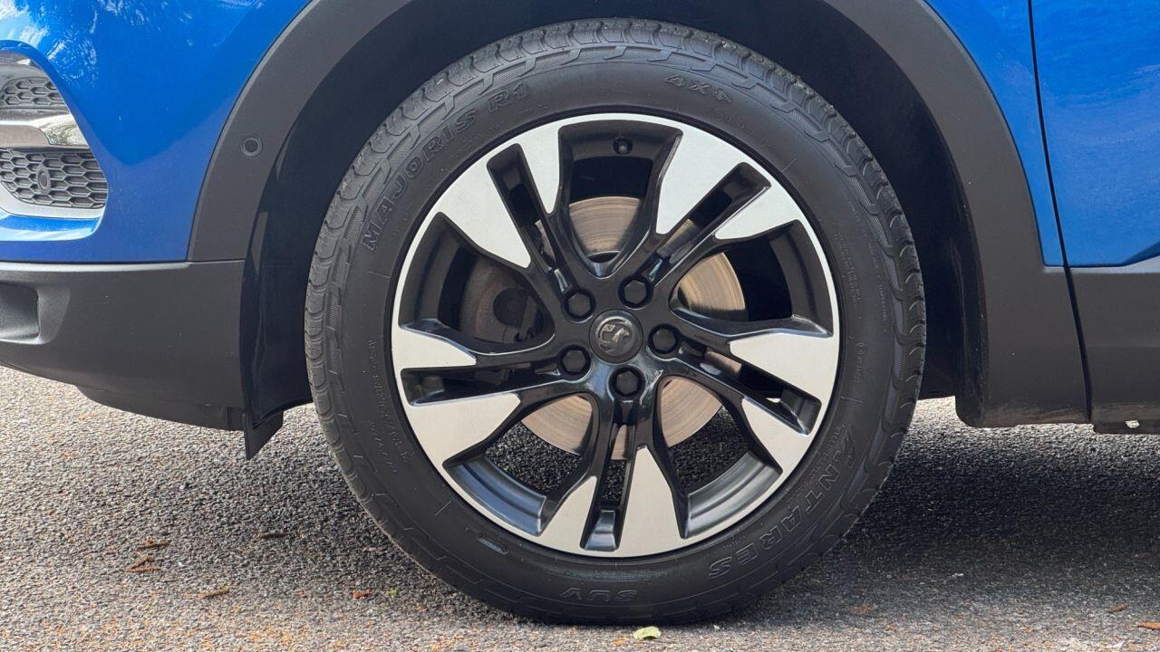 Vauxhall Grandland X view 37