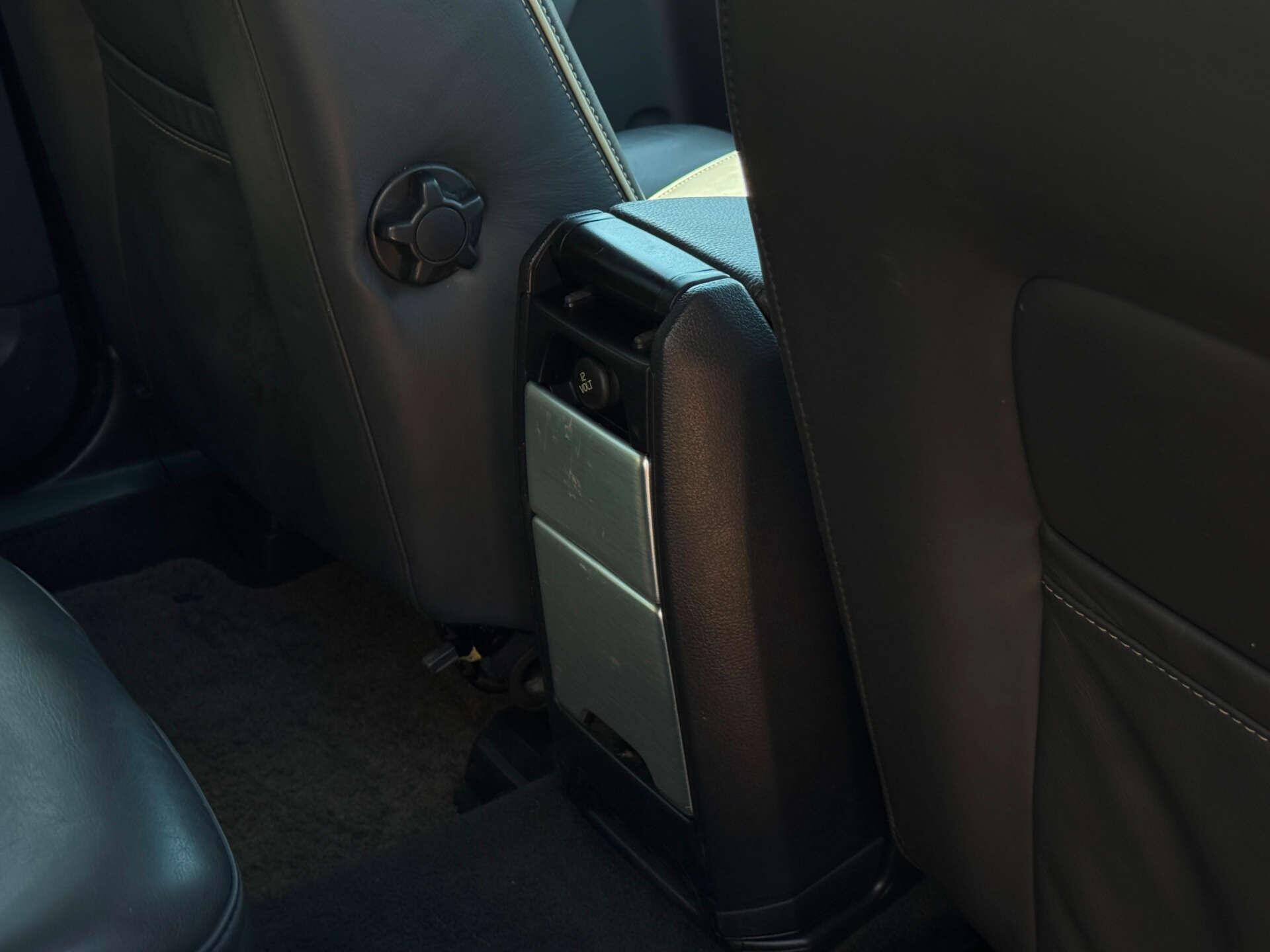 Volvo XC90 view 29