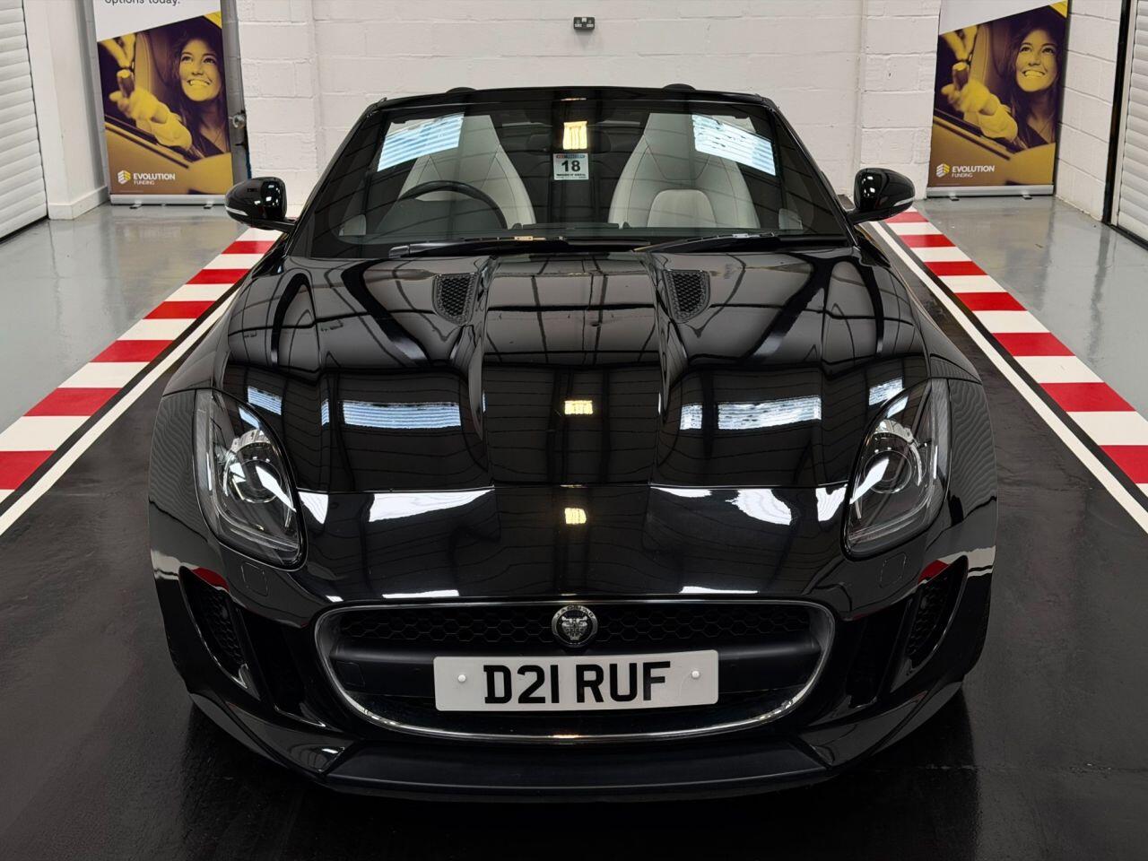 Jaguar F-Type view 31