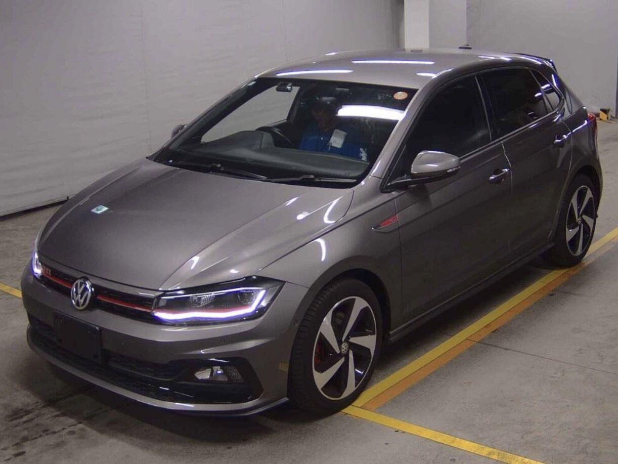 Volkswagen Polo view 2