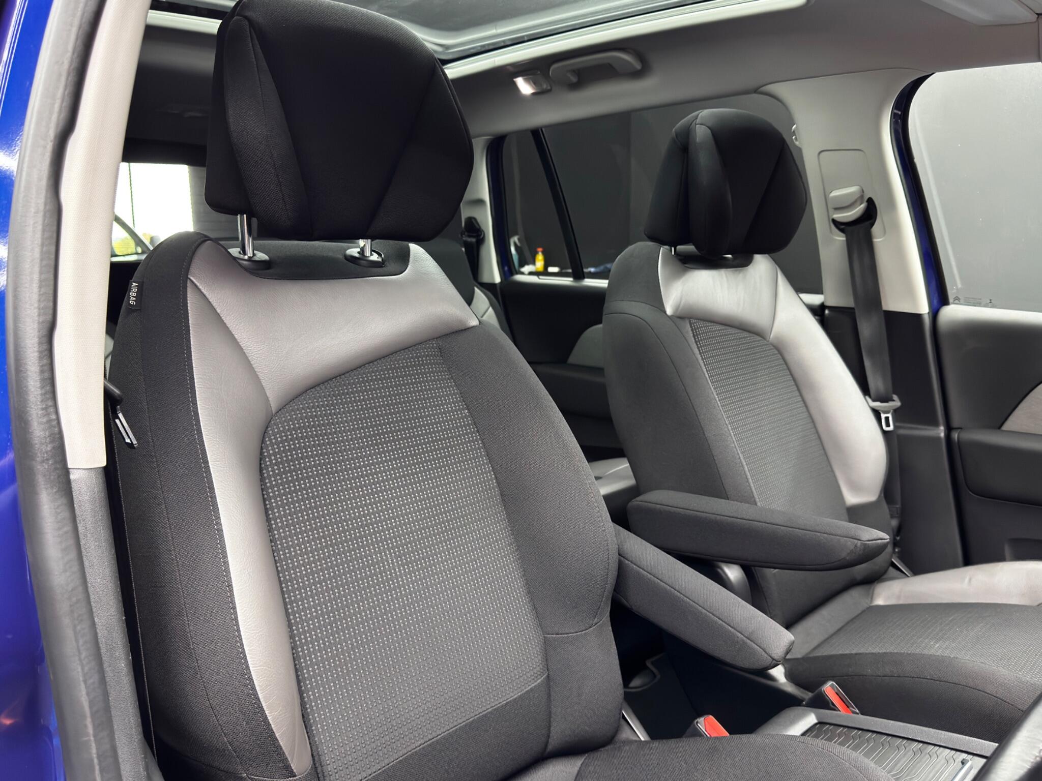 Citroen Grand C4 Spacetourer view 12