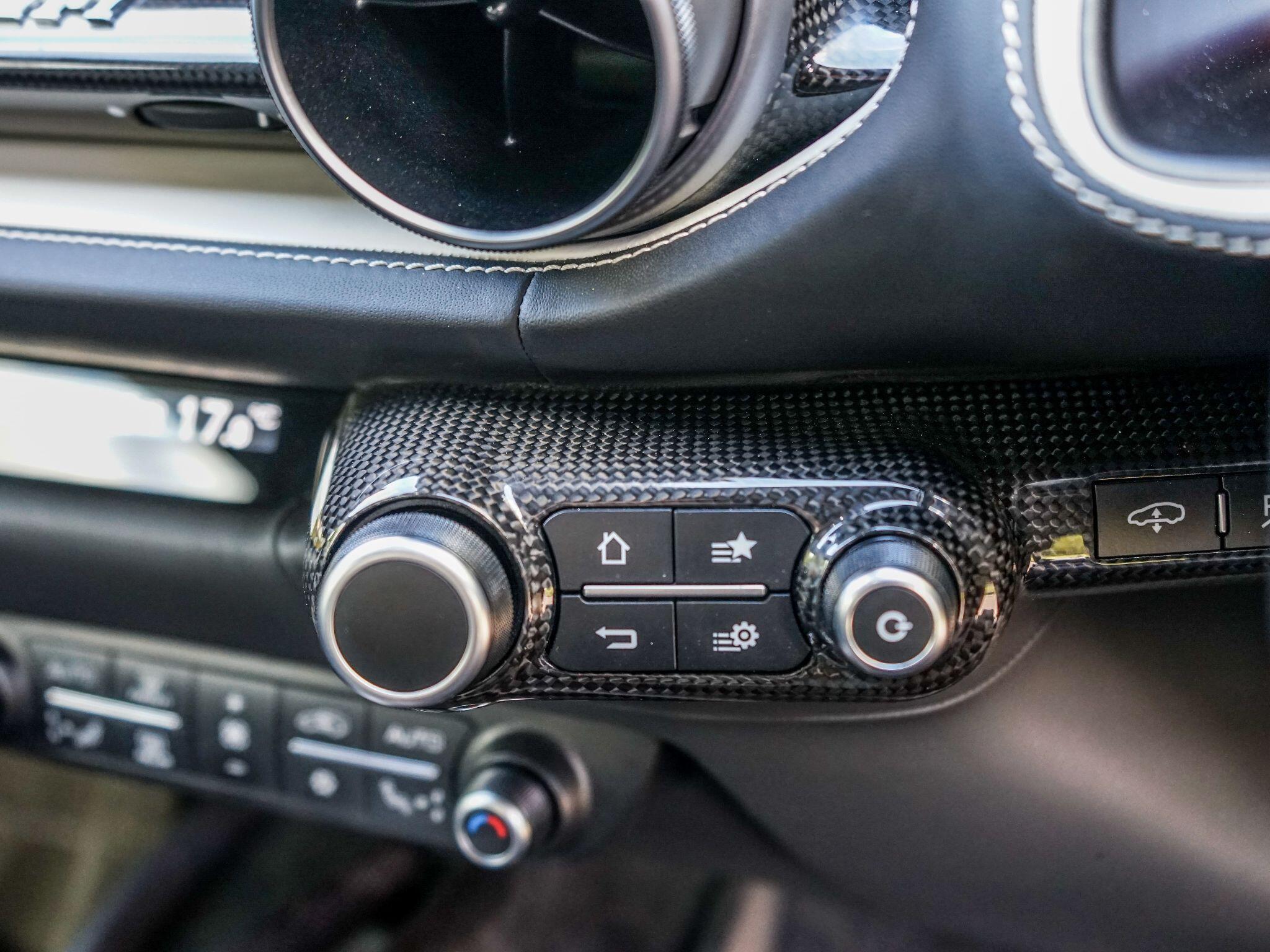 Ferrari 812 view 25