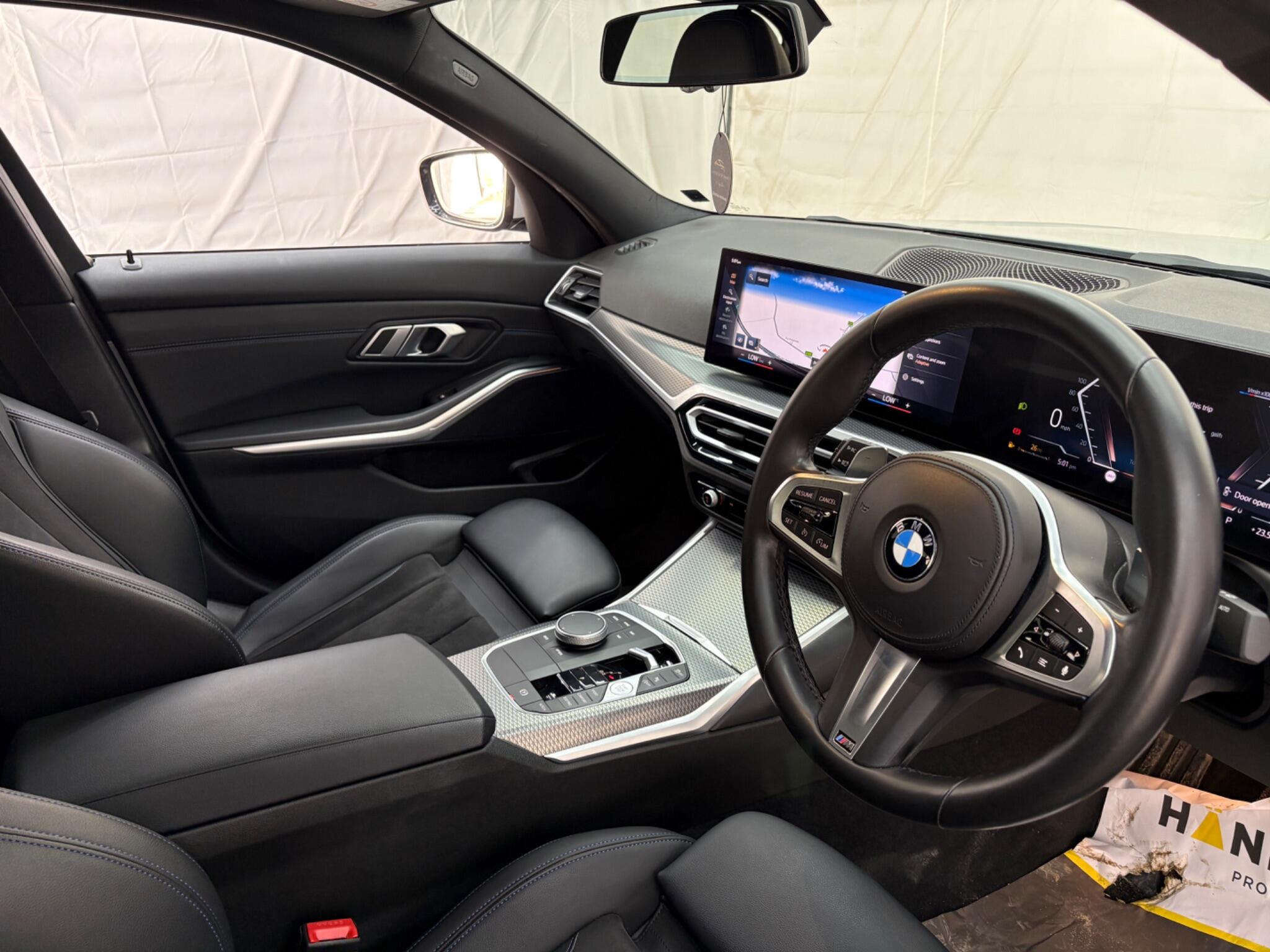 BMW 3 Series view 10