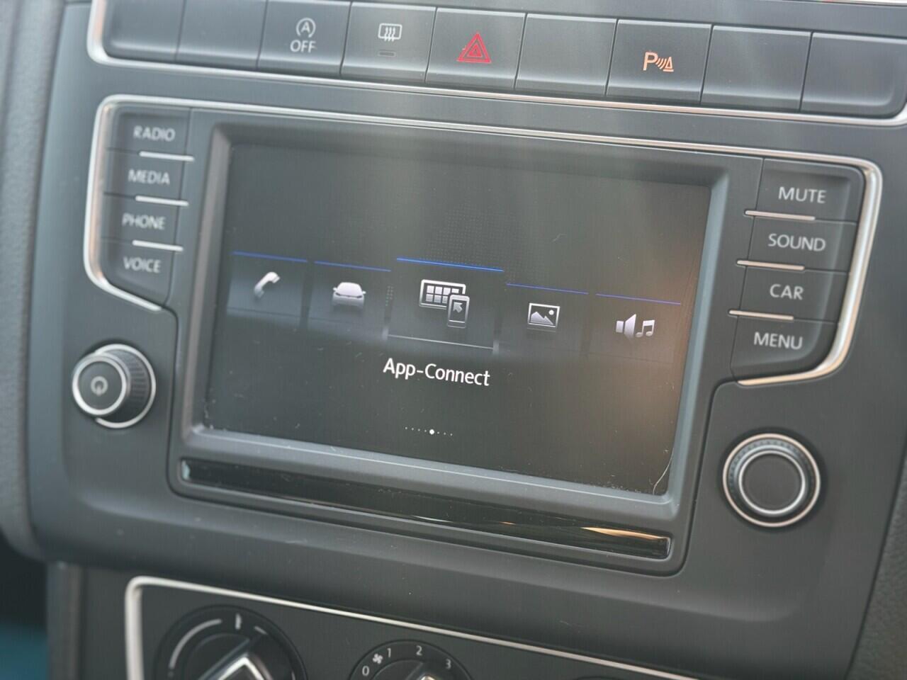 Volkswagen Polo view 35