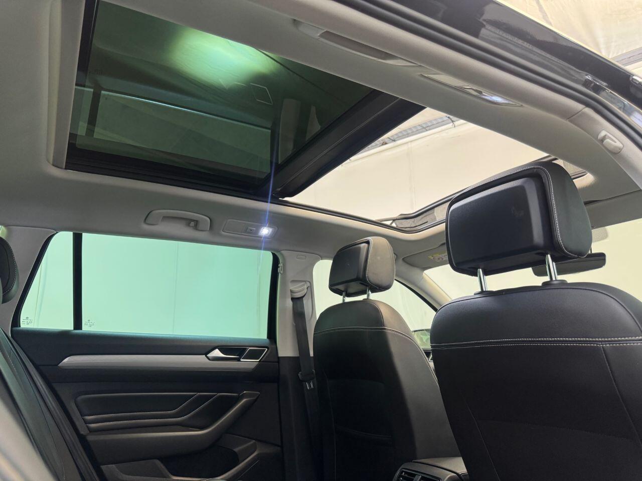 Volkswagen Passat view 55