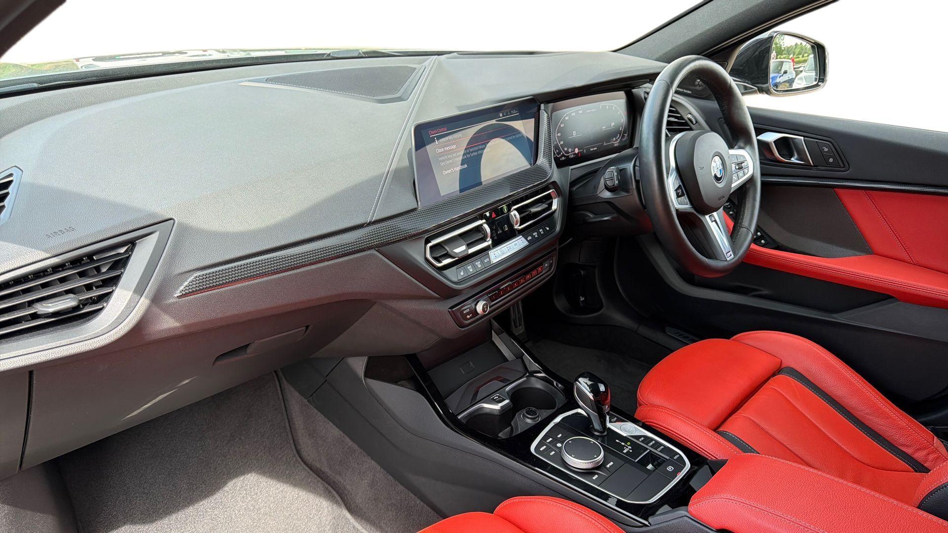 BMW 1 Series view 7