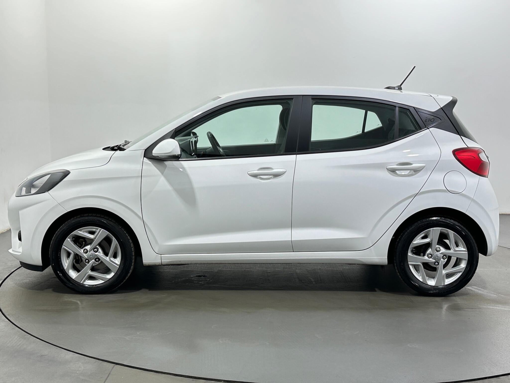 Hyundai I10 view 5