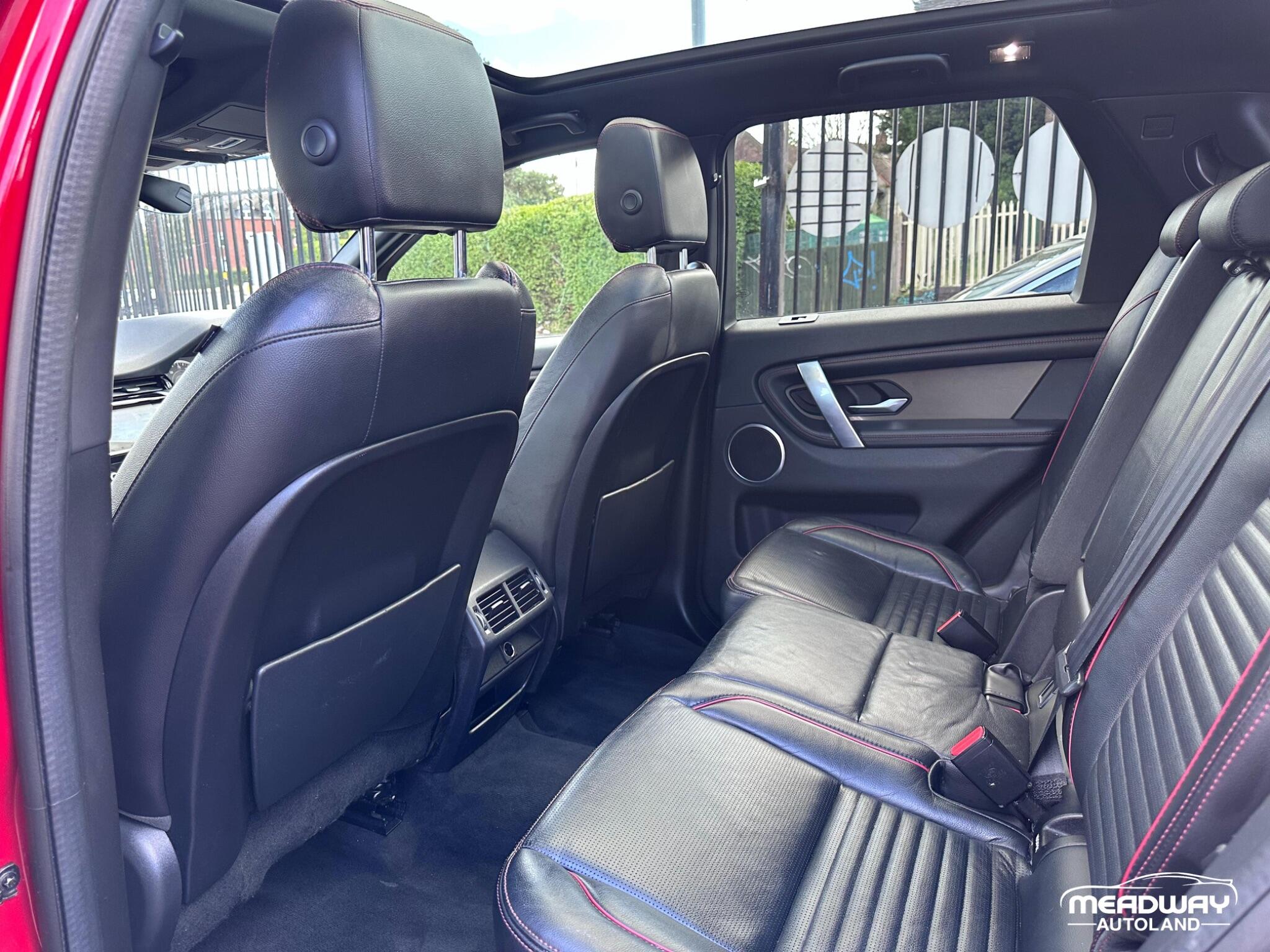 Land Rover Discovery Sport view 22