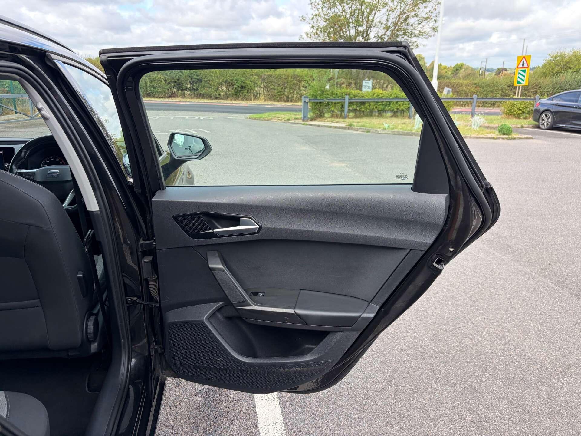 Seat Leon Leon view 25