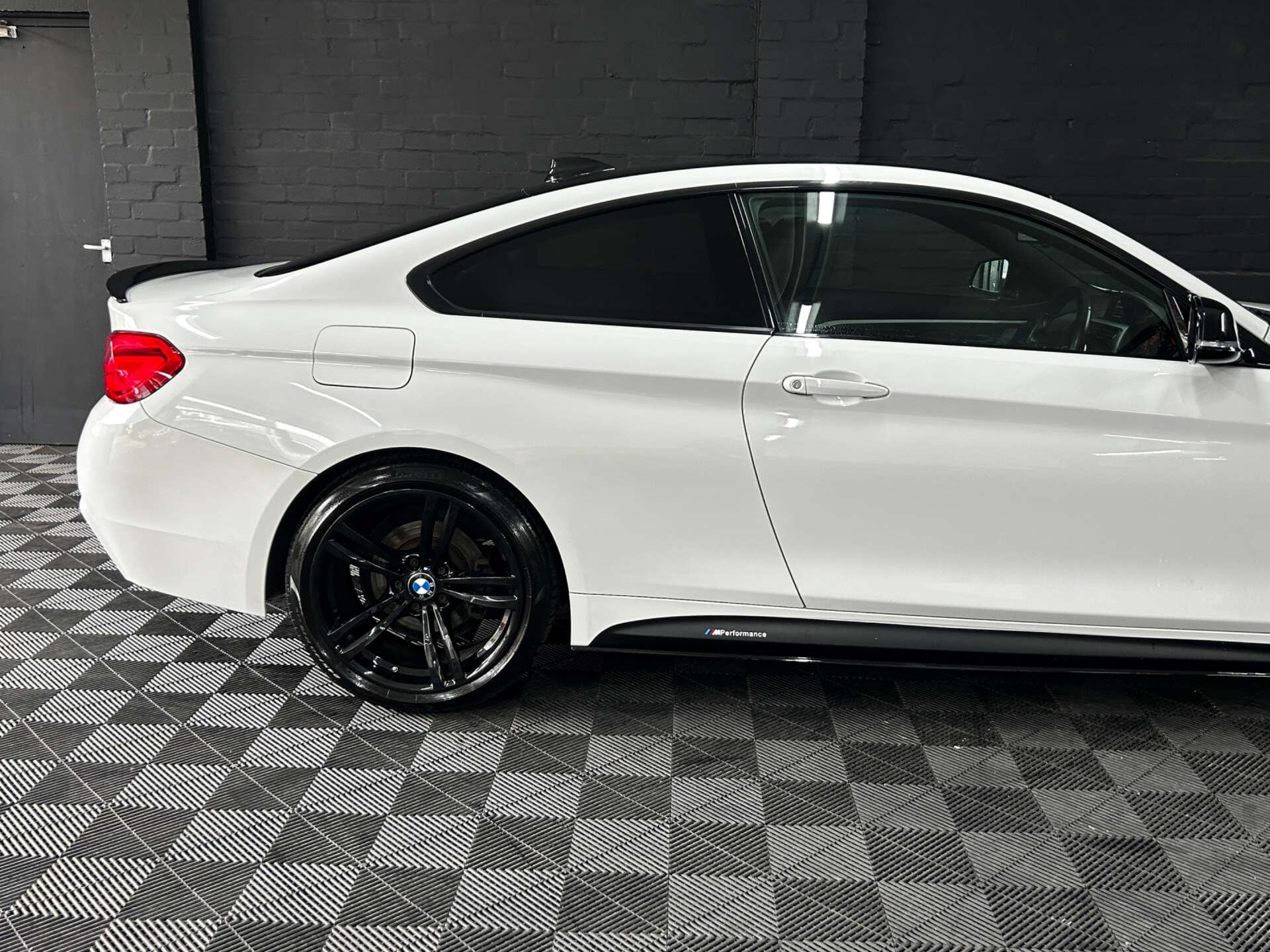 BMW 4 Series view 17