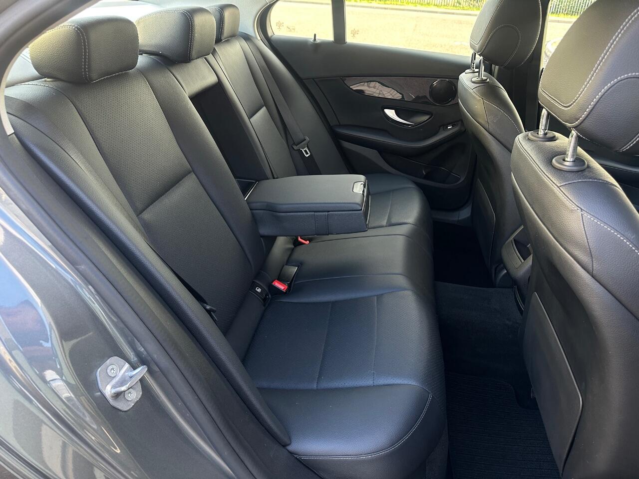 Mercedes-Benz C Class view 10