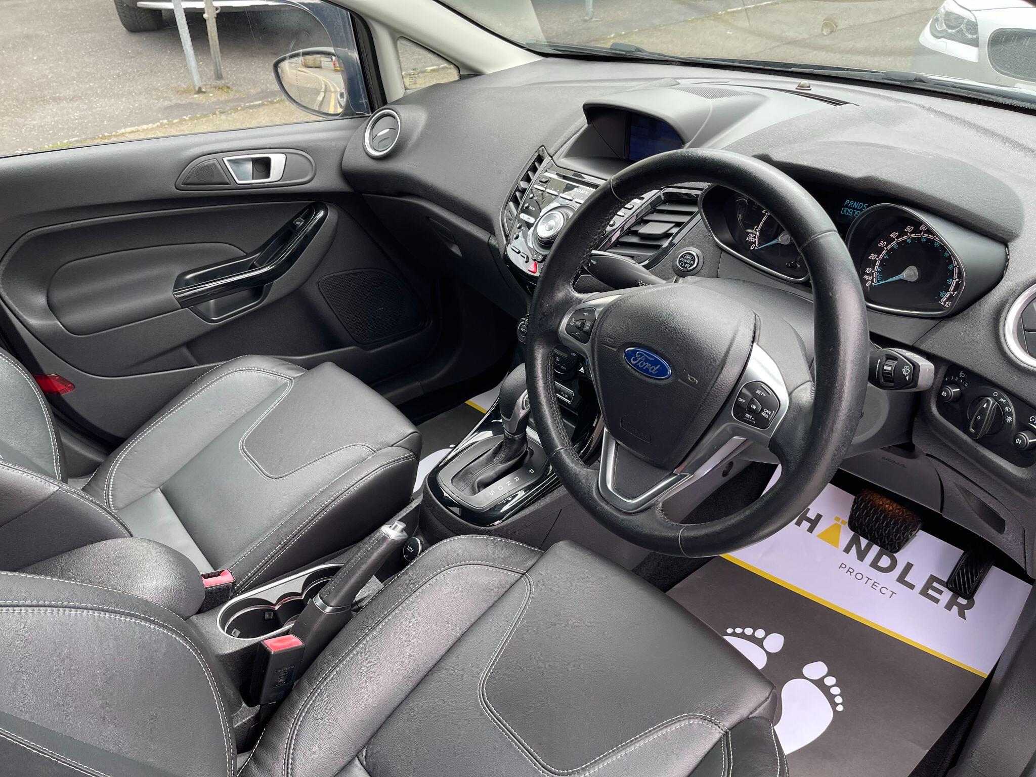 Ford Fiesta view 21
