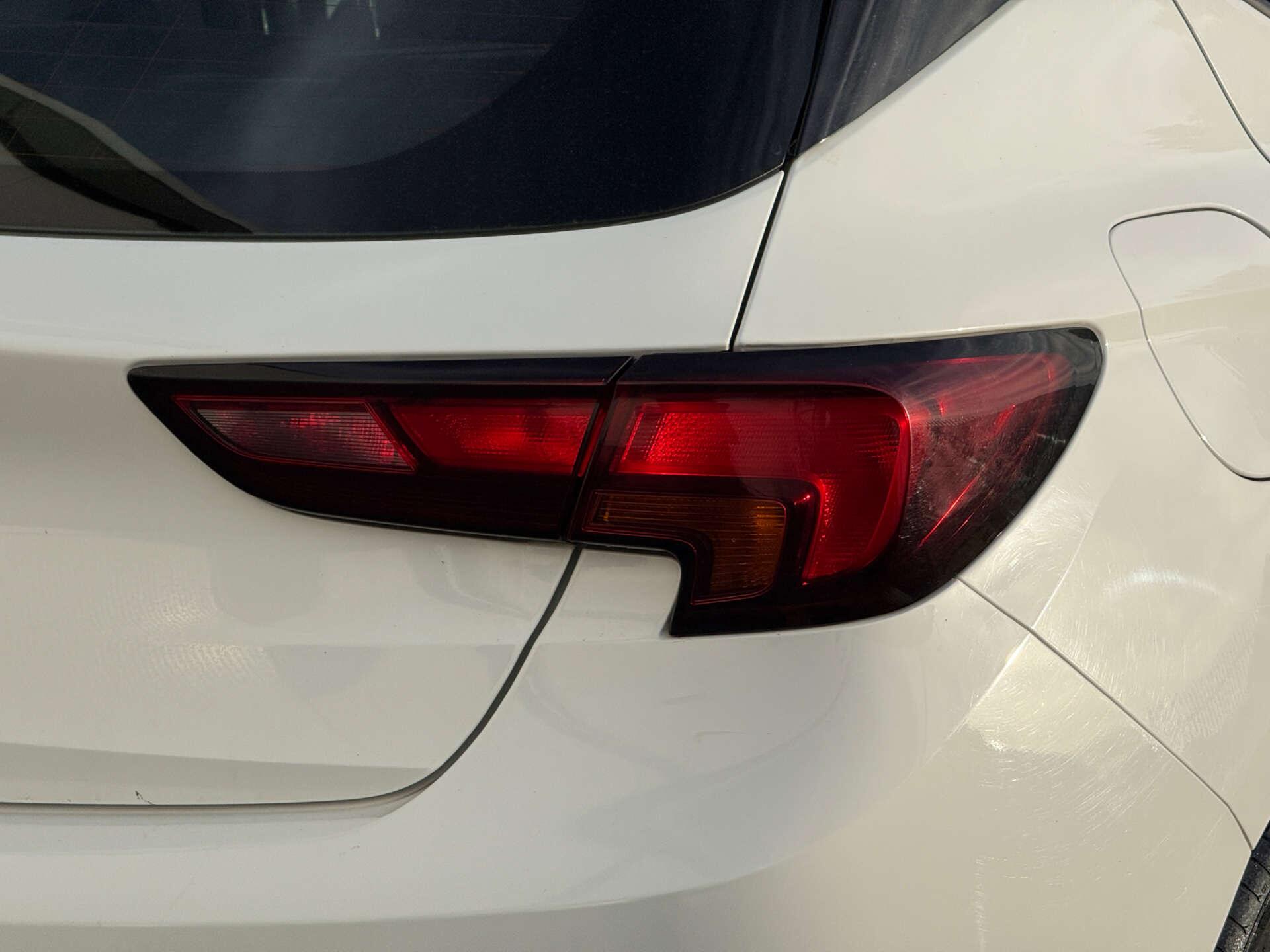 Vauxhall Astra view 12