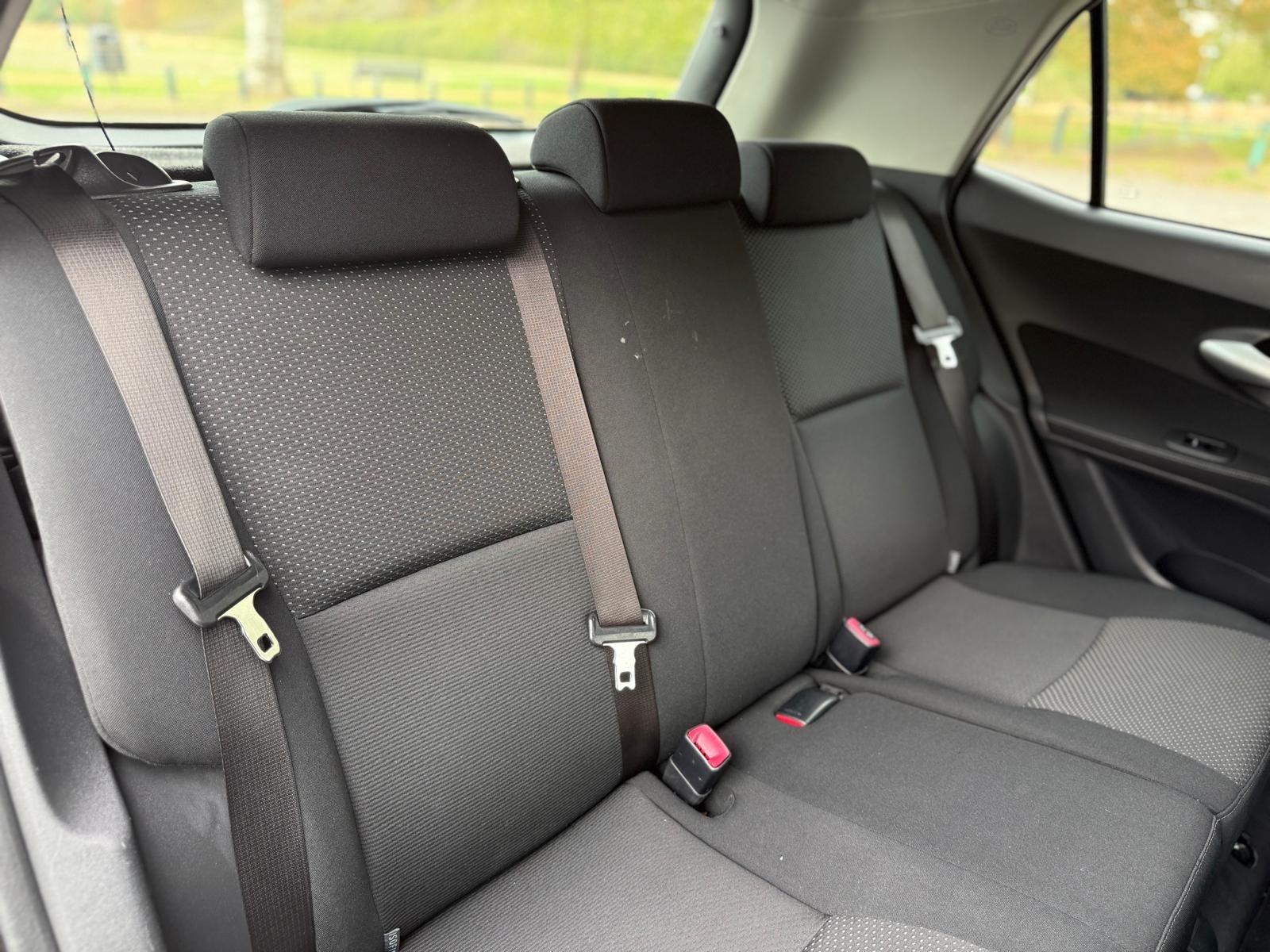 Toyota Auris view 31