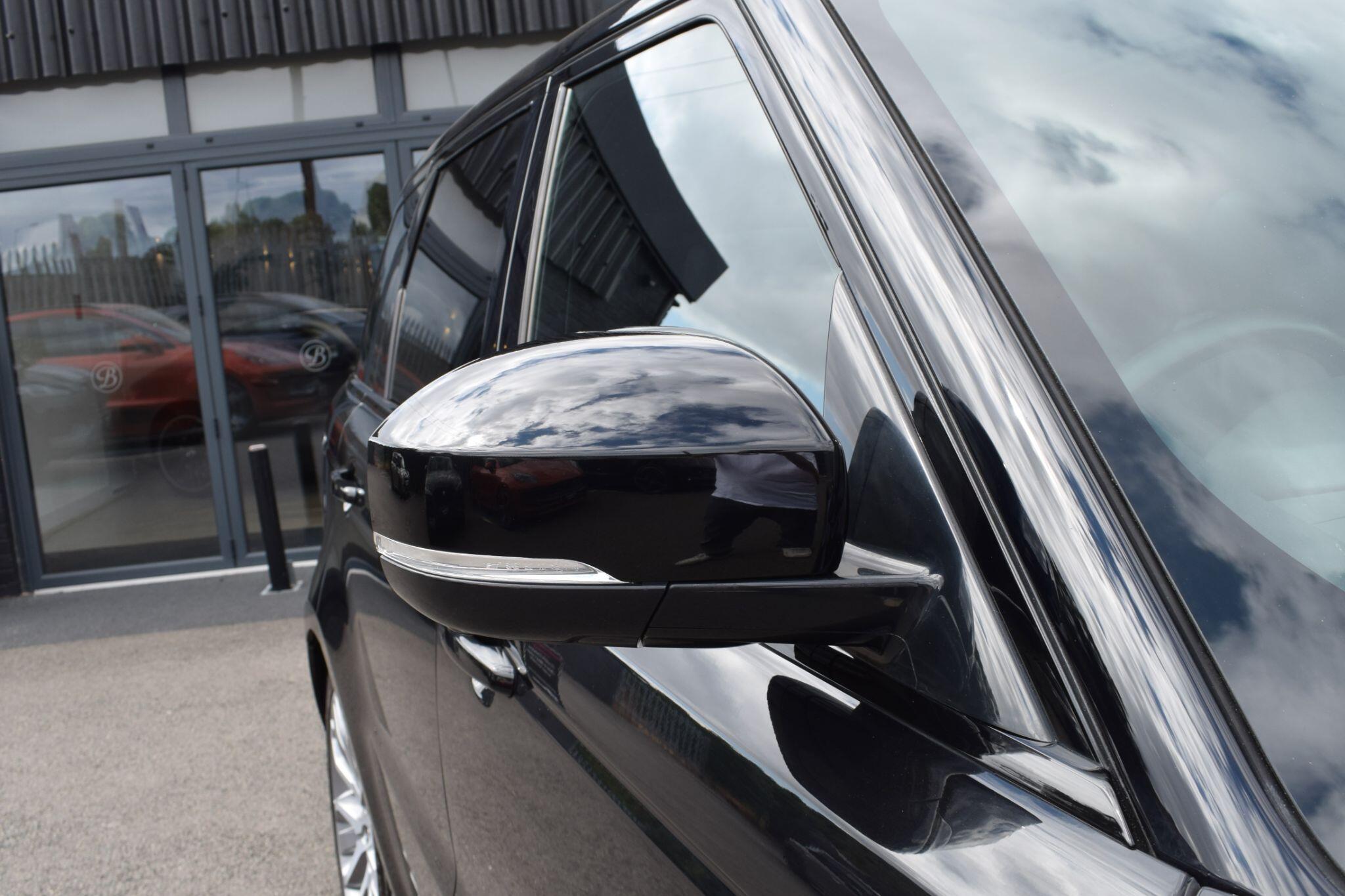 Land Rover Range Rover Sport view 39