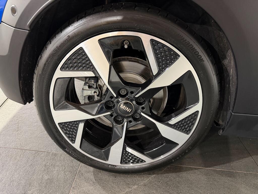 Mini Cooper Cooper view 32