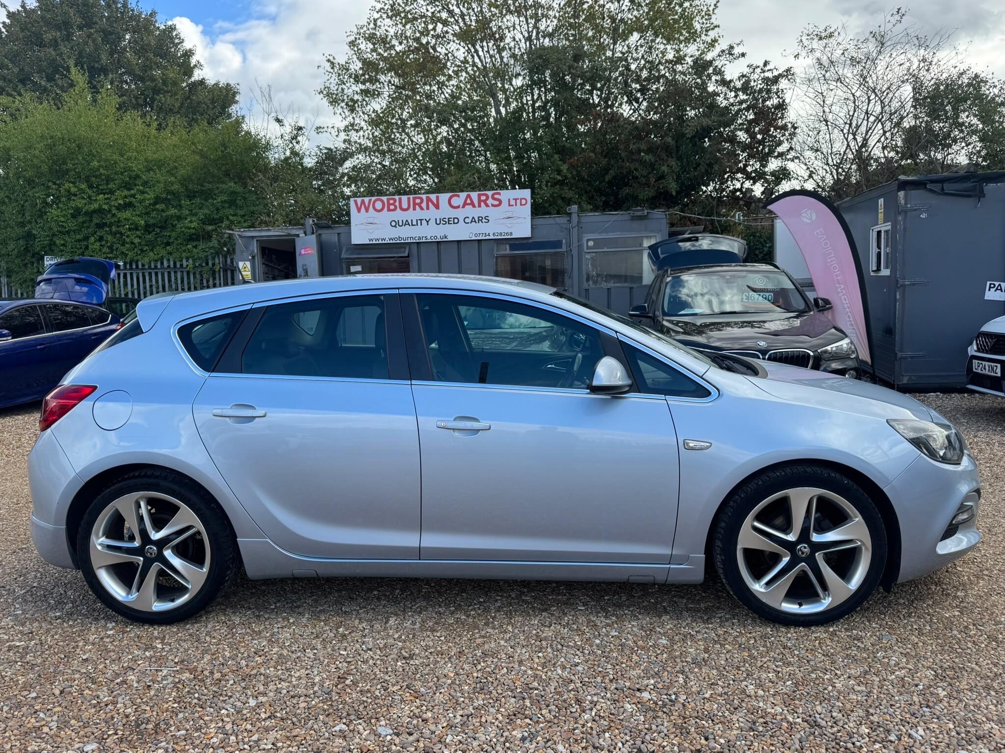 Vauxhall Astra view 7