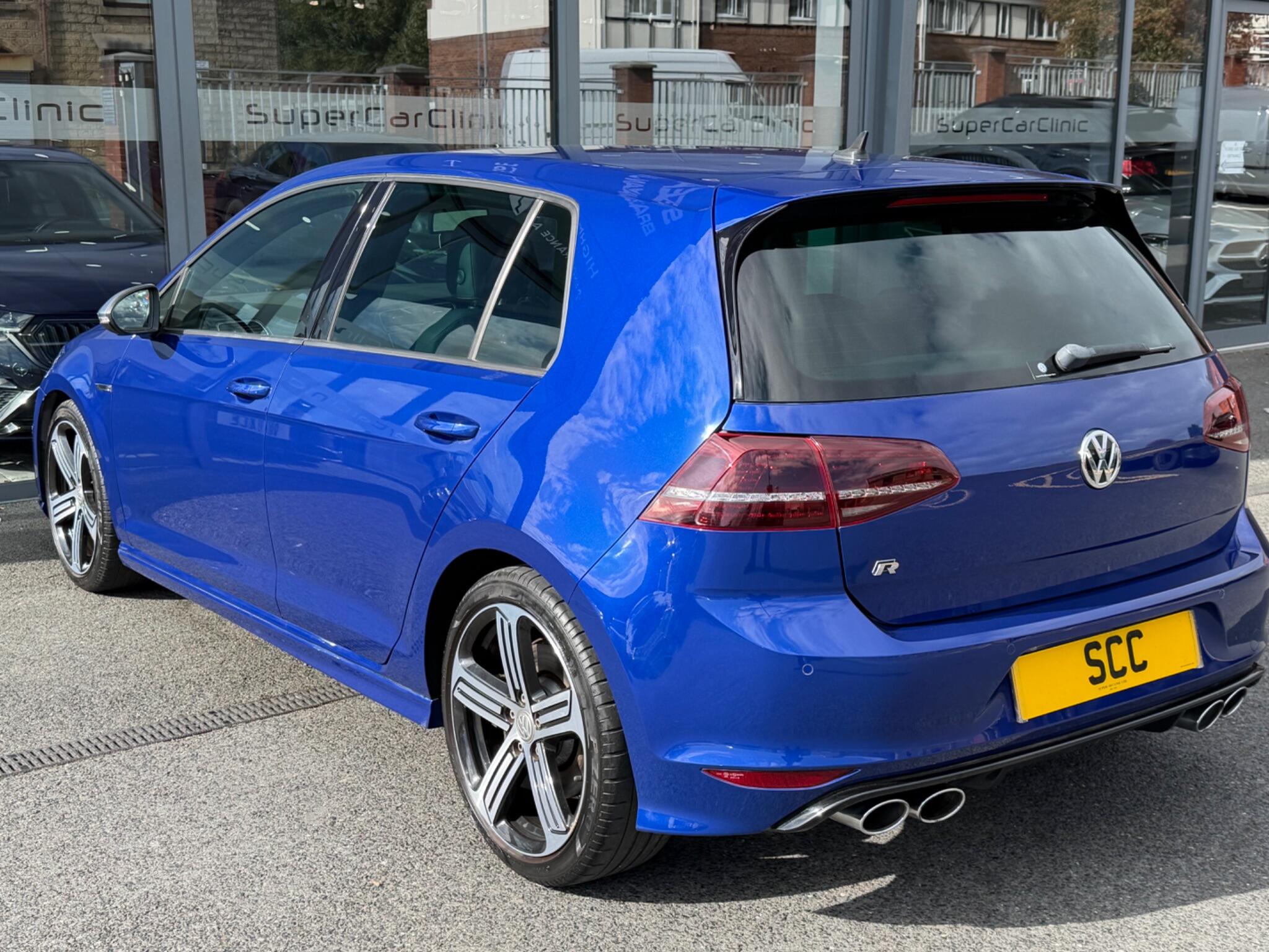 Volkswagen Golf view 8
