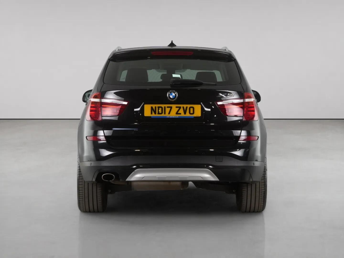 BMW X3 view 7