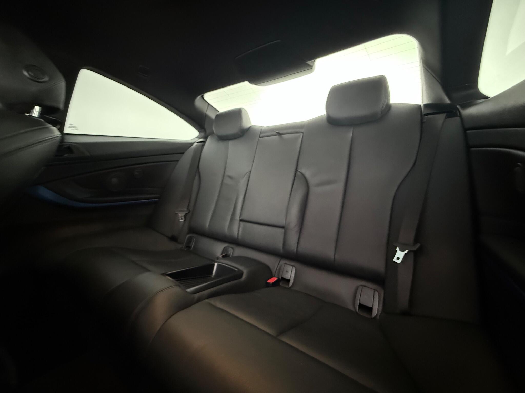 BMW 4 Series view 31