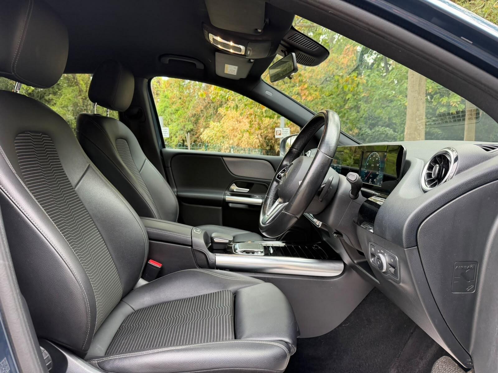 Mercedes-Benz B-Class view 10