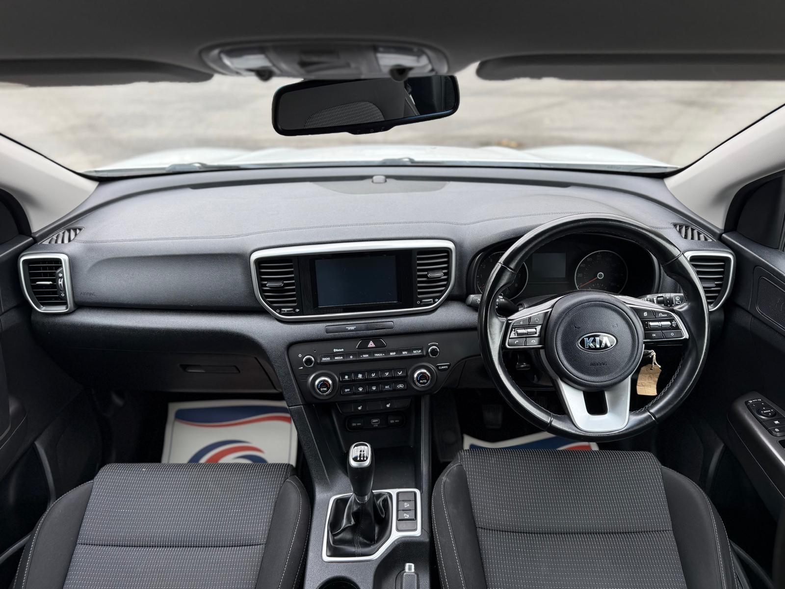 Kia Sportage view 3