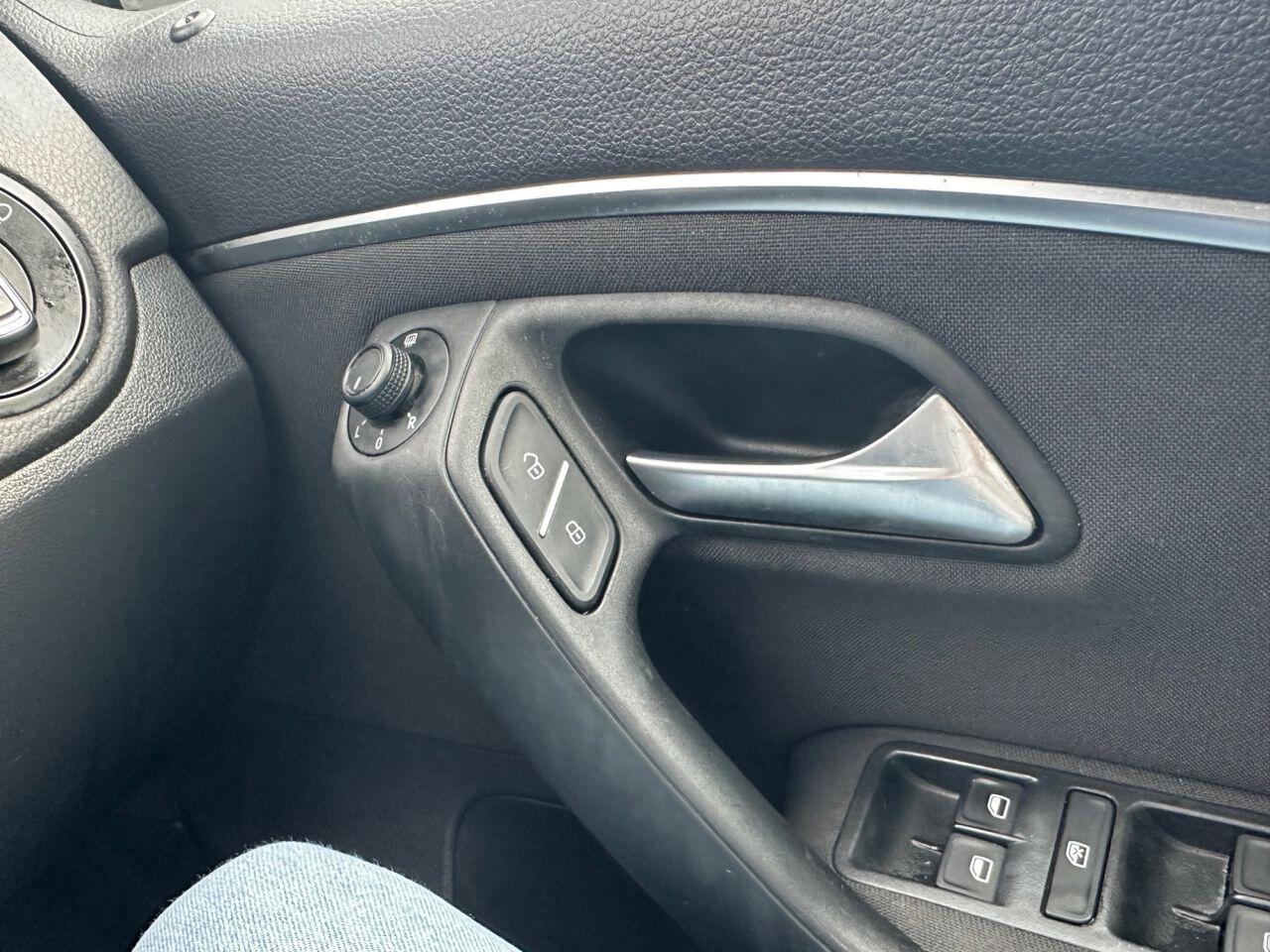 Volkswagen Polo view 56