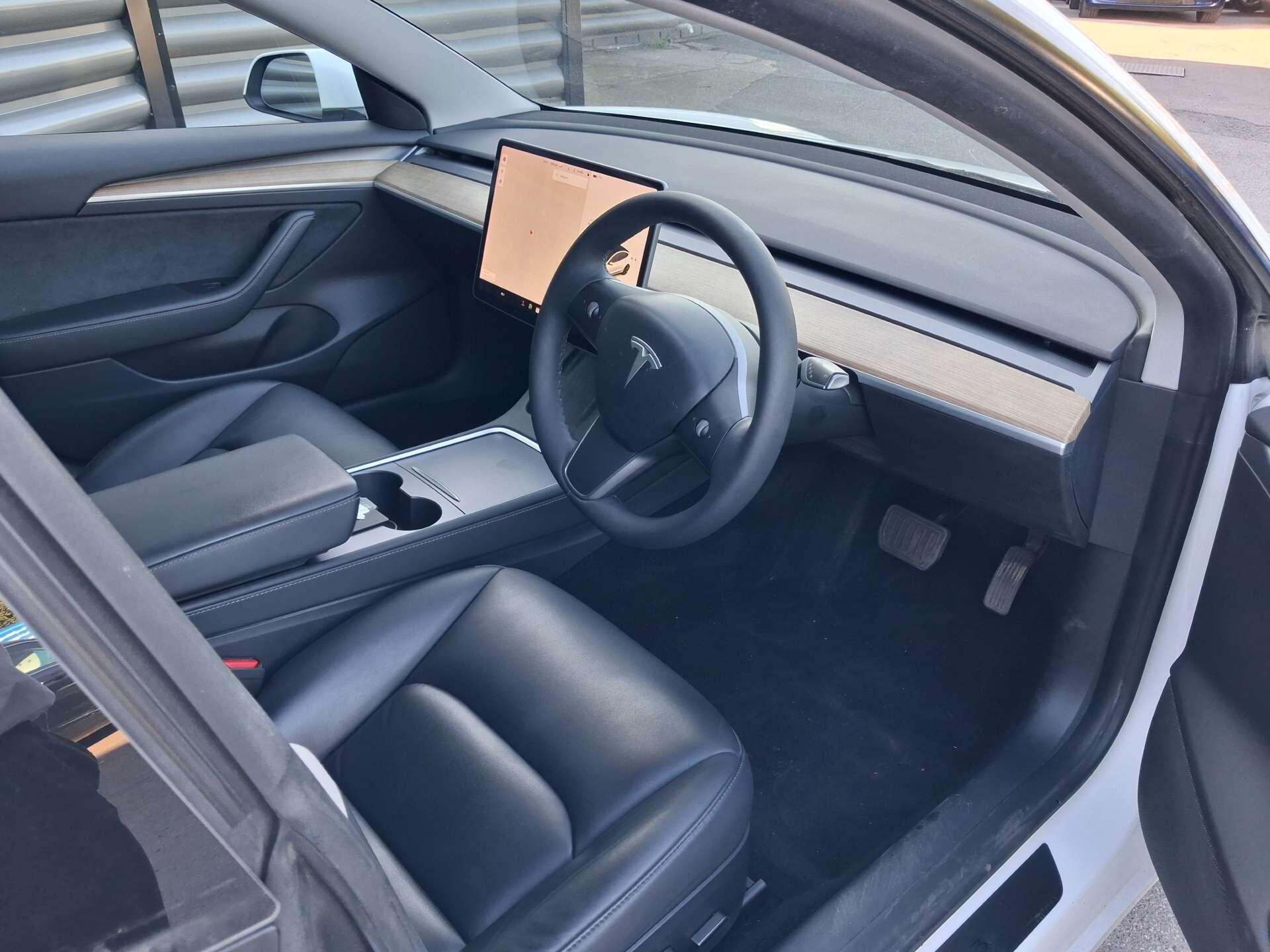 Tesla Model 3 view 14
