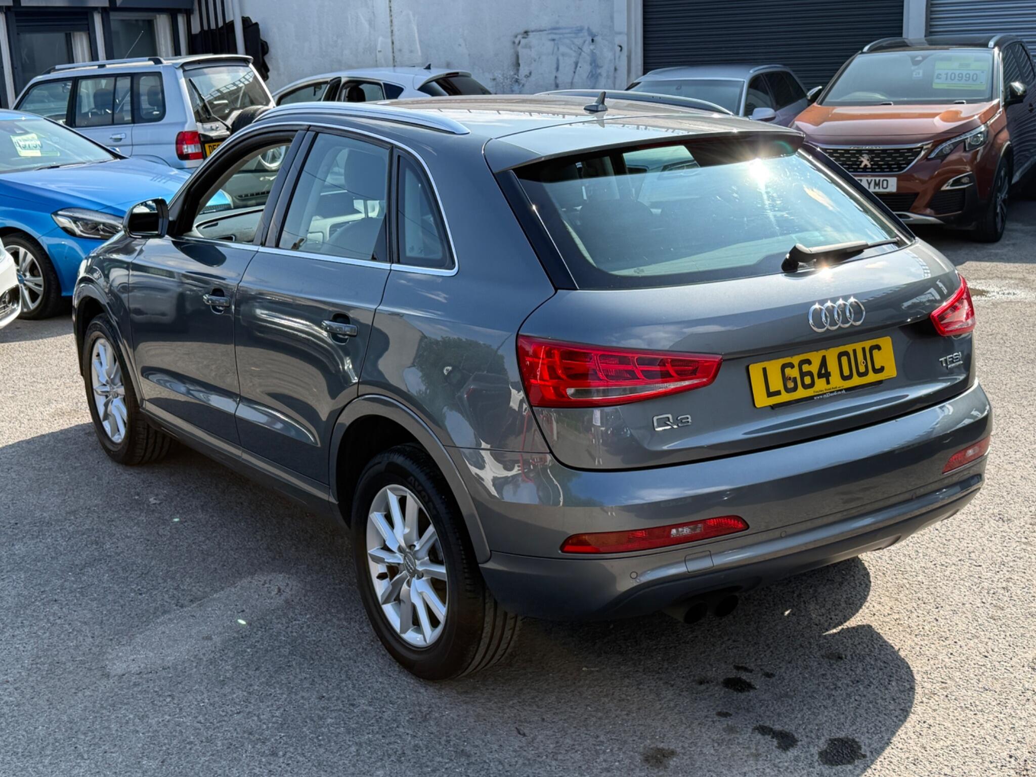 Audi Q3 - Image 14