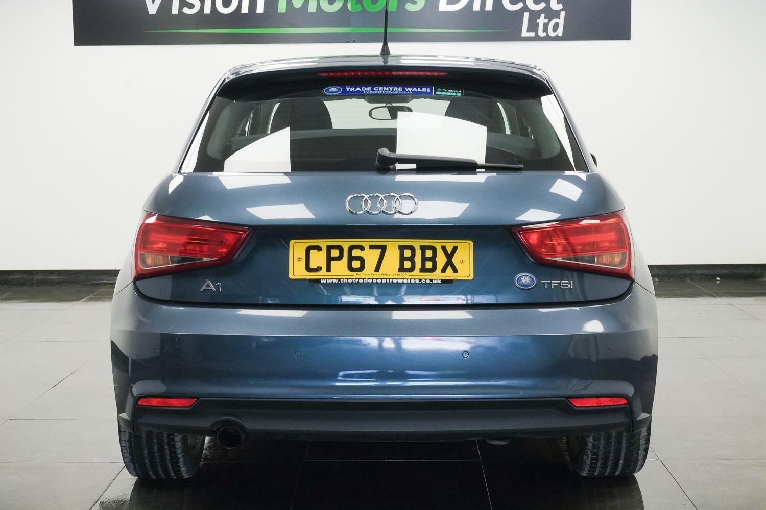 Audi A1 view 3