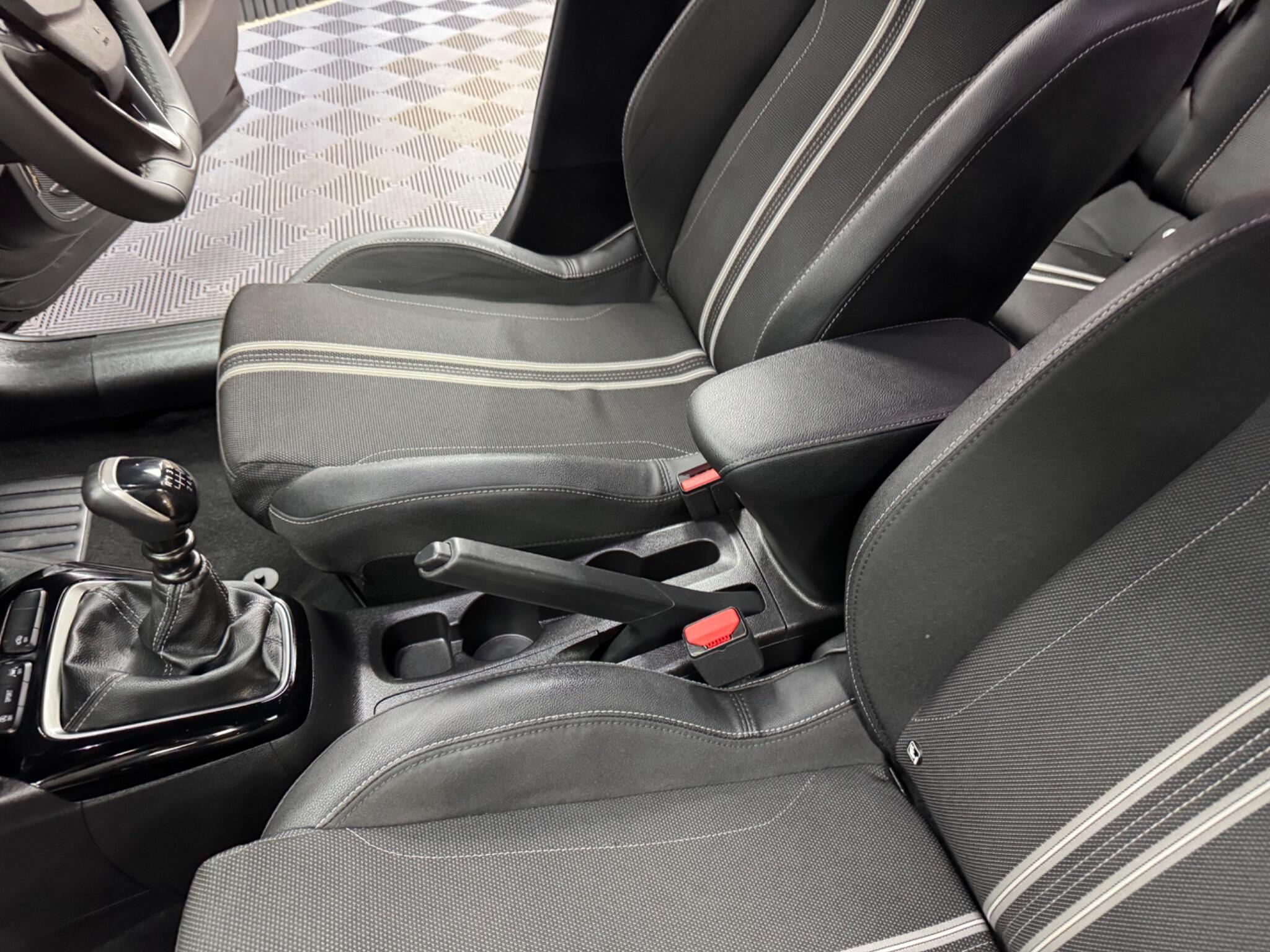 Vauxhall Corsa view 48