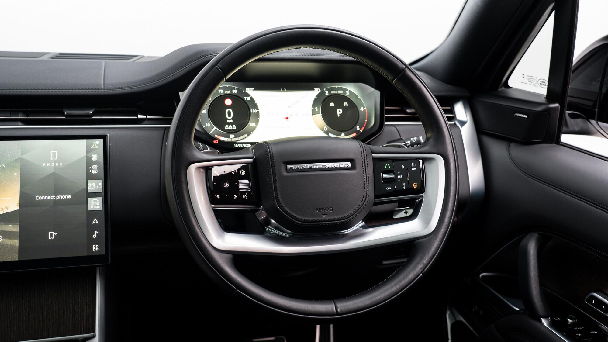 Land Rover Range Rover view 21