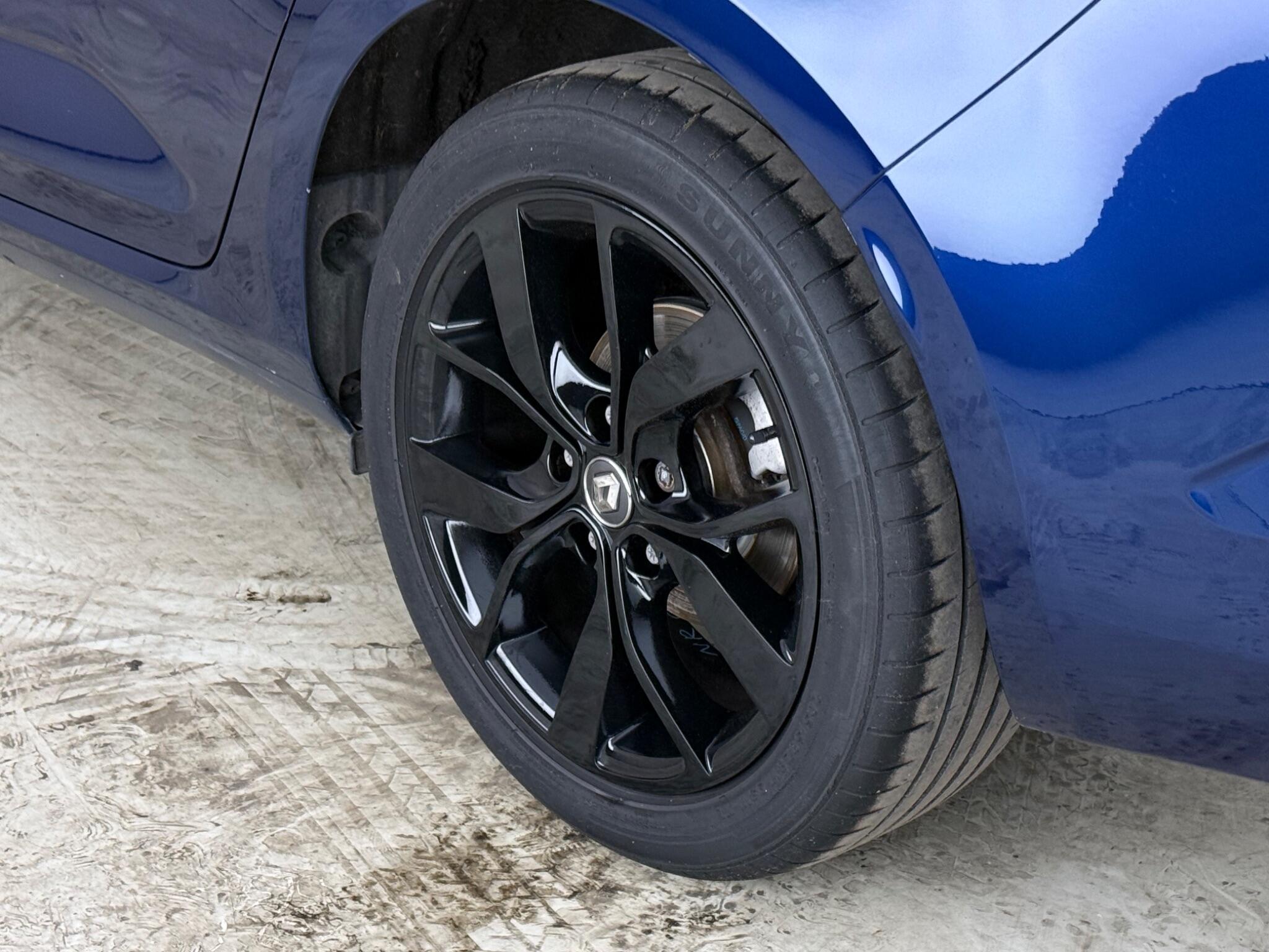 Renault Megane view 9